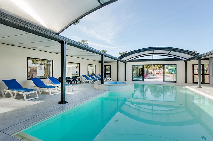 vacances en famille dans un camping avec piscine