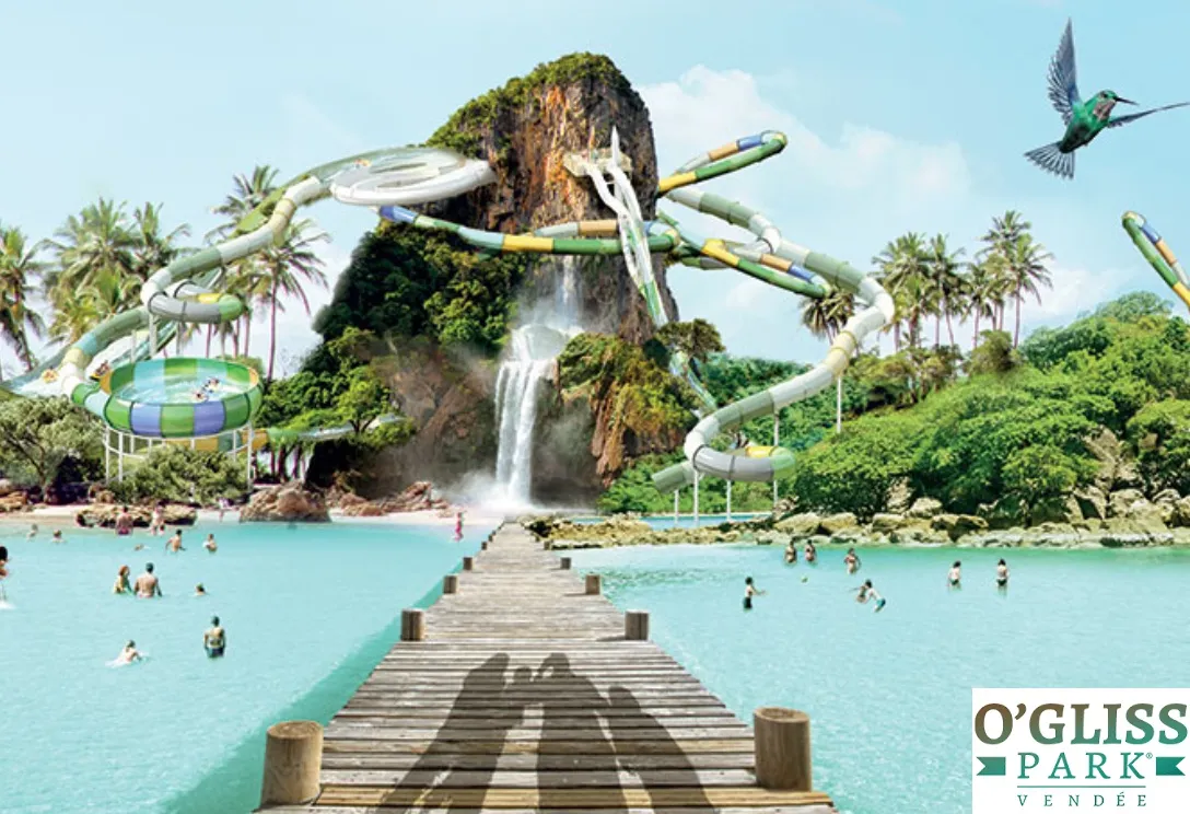 vue aérienne de l'espace aquatique du camping La California